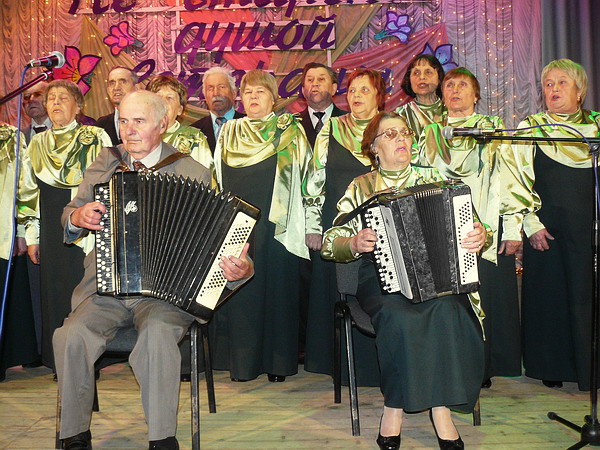 dubrovno_vitebskaya-oblast_festival-pensionerov_pensioner_koncert_pozhilyye-ludi-12