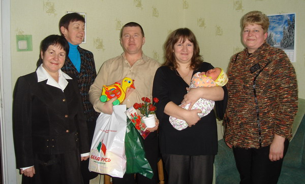 Семья Карабицких принимает гостей