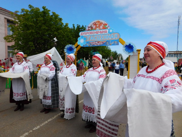 Дукбровно,фестиваль, дожинки, польша, латвия, молдова, украина