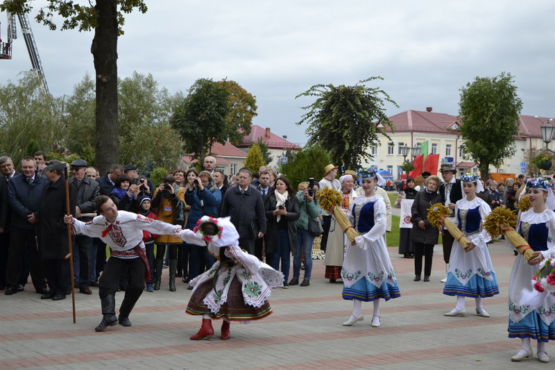 Дубровно, дубровенский, открытие фонтана, ЗАГС, детская площадка