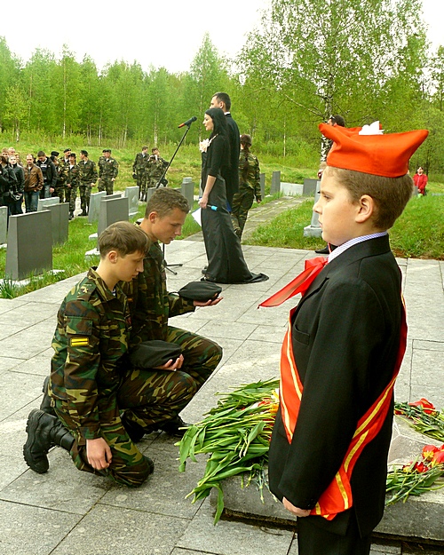 dubrovno_9-maya_den-pobedy_soldat_voyna_veteran_wow_1941-1945_2012_marsh_rylenki43