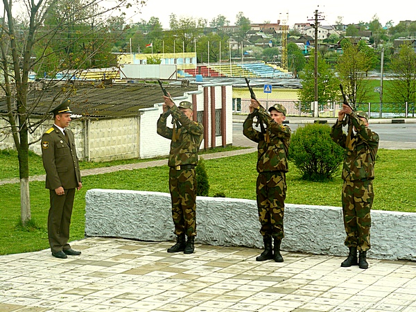 dubrovno_9-maya_den-pobedy_soldat_voyna_veteran_wow_1941-1945_2012_marsh_shestviye5