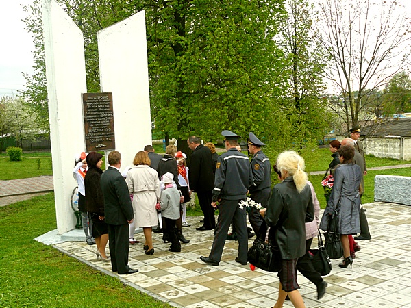 dubrovno_9-maya_den-pobedy_soldat_voyna_veteran_wow_1941-1945_2012_marsh_shestviye6