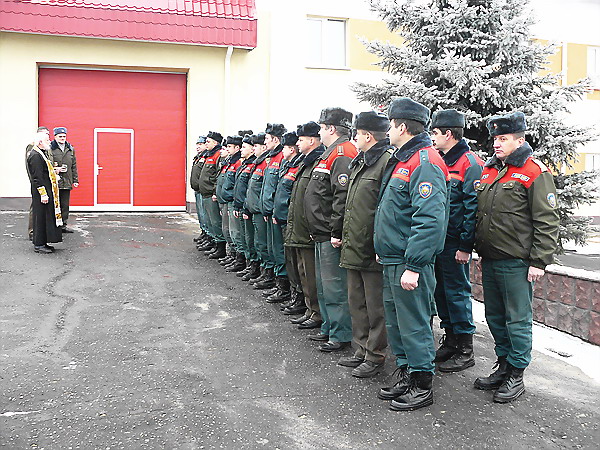 Дубровно, Дубровенский район, Беларусь, Витебская область, День спасателя, спасатель, пожарный. пожар, чрезвычайная ситуация, МЧС, РОЧС, служба, профессиональный праздник, церковь, священник