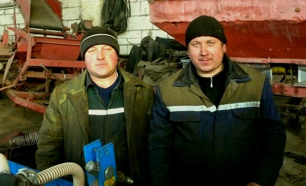 Дубровно, Дубровенский льнозавод, урожай, 2012, рекорд, лен, труд, Беларусь, механизатор, работа, победа