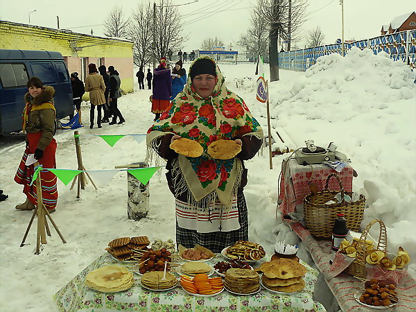 Дубровно, Масленица, праздник, народ, люди, славяне, зима, проводы зимы, встреча весны, весна, радость, улыбка, дети, игра, песня, блины, еда