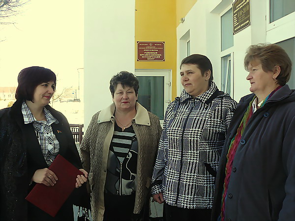 Дубровно, Дубровенский район, деревня, слет, старейшина, депутат, награда, грамота, свадьба в малиновке, концерт
