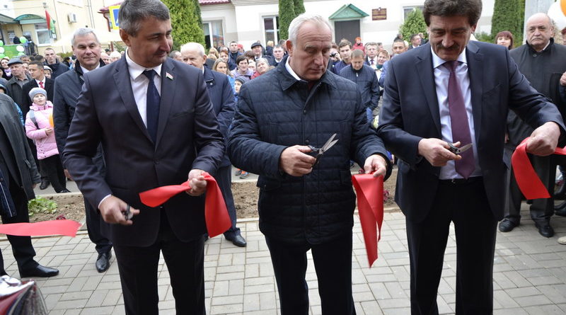 Дубровно, дубровенский, открытие фонтана, ЗАГС, детская площадка