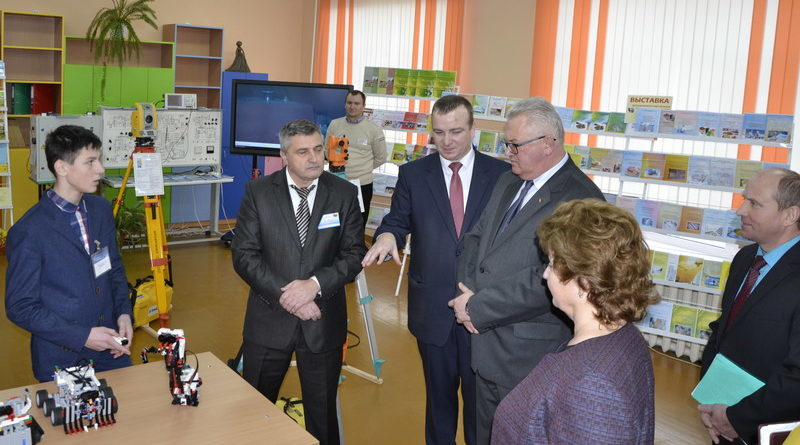 Дубровно, дубровенский, ученики, робототехника, год науки