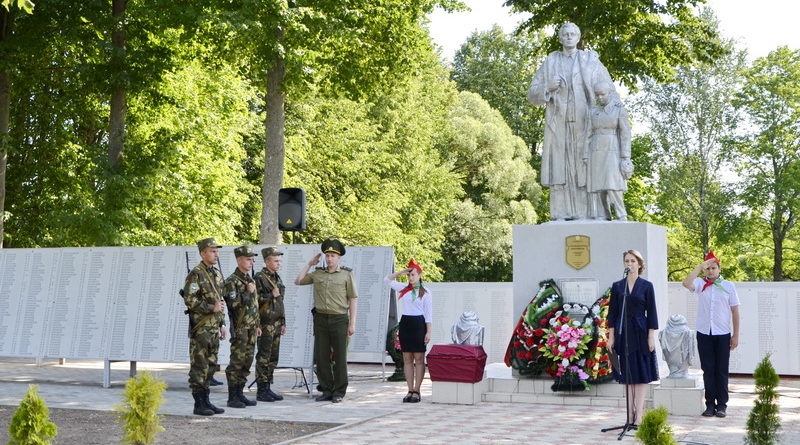 Дубровно,Петрыки, память