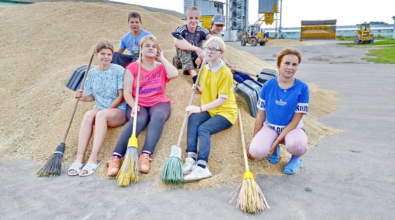 Дубровно, уродай, трудоустройство, дети