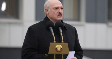 Президент, революция, память,