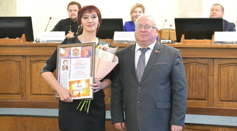 Дубровно, мамы, премия