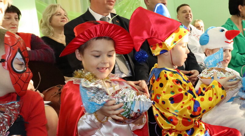 Дубровно, дети, праздник