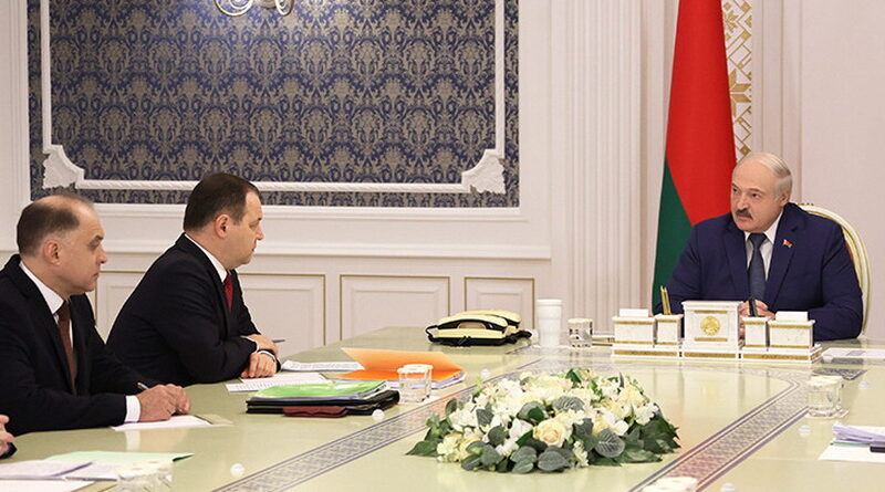 Дубровно, президент, зарплаты