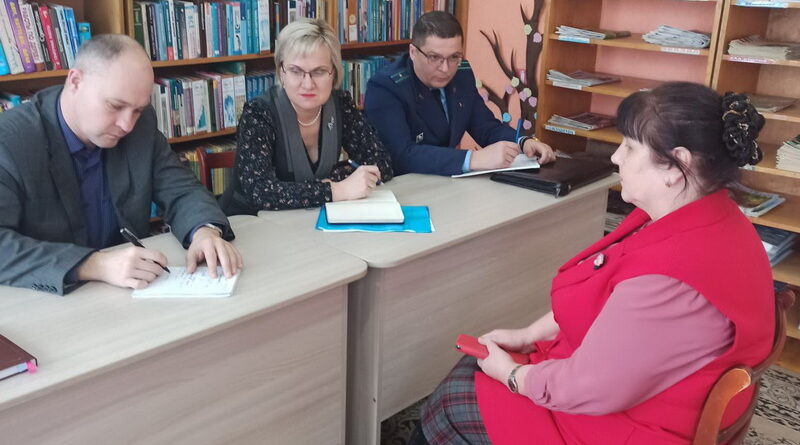 Дубровно, профсоюзы, право, труд
