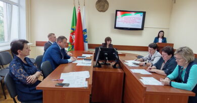 В Дубровно обсудили выполнение регионального комплекса мероприятий в рамках Госпрограммы «Массовая информация и книгоиздание» В Дубровно обсудили выполнение регионального комплекса мероприятий в рамках Госпрограммы «Массовая информация и книгоиздание»