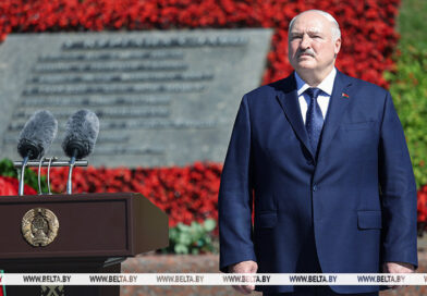 Лукашенко: мы за то, чтобы Беларусь была мирной, но готовиться надо ко всему