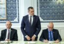 Лукашенко потребовал разобраться с «чудесами» на селе, когда бездумно закрывают школы, детские сады или магазины