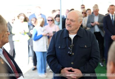 Александр Лукашенко назвал урожай на полях достойным, несмотря на непростой год