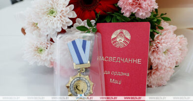 В 2025 году ордена Матери в Беларуси удостоены 458 женщин