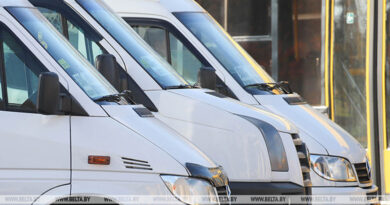 В Беларуси с 1 ноября в городских маршрутках будет возможна безналичная оплата проезда В Беларуси с 1 ноября в городских маршрутках будет возможна безналичная оплата проезда