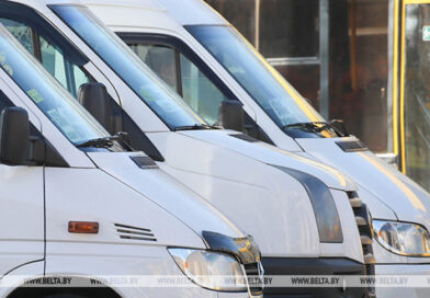 В Беларуси с 1 ноября в городских маршрутках будет возможна безналичная оплата проезда В Беларуси с 1 ноября в городских маршрутках будет возможна безналичная оплата проезда