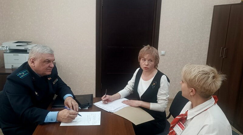 Дубровно, правовой прием, профсоюз