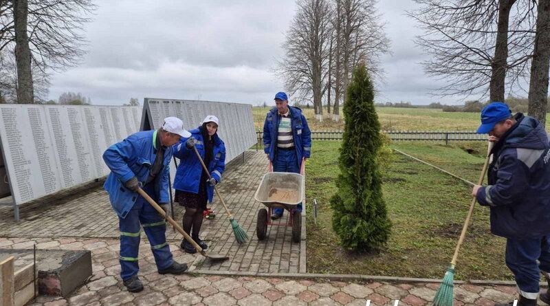 Субботник поддержали члены Дубровенского районного отделения Белорусской партии «Белая Русь»