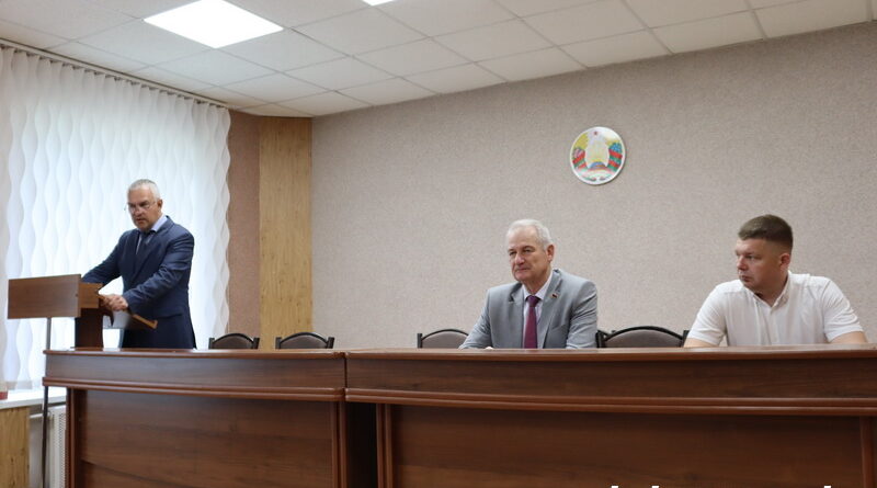 Сегодня в Дубровенском районе проходит Единый день информирования