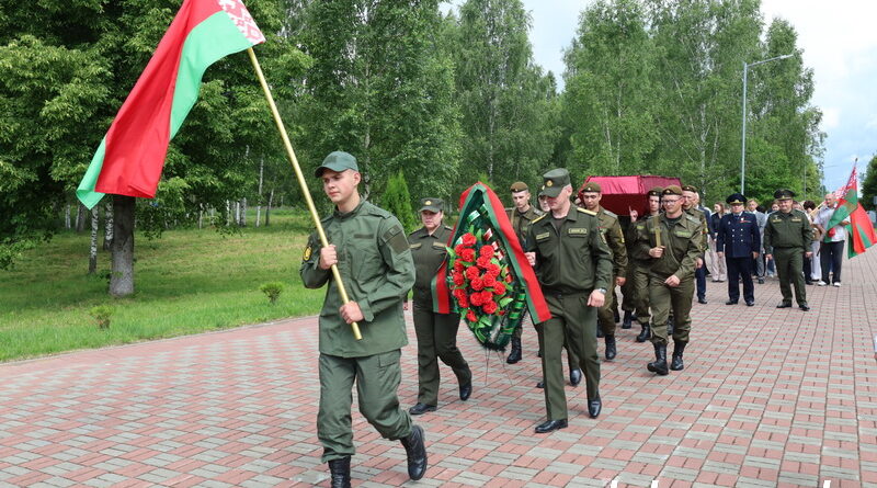 В Дубровенском районе увековечили память 19 воинов
