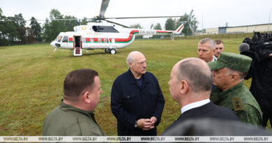 Лукашенко ознакомится с развитием в Беларуси производства боевого стрелкового оружия Лукашенко ознакомится с развитием в Беларуси производства боевого стрелкового оружия
